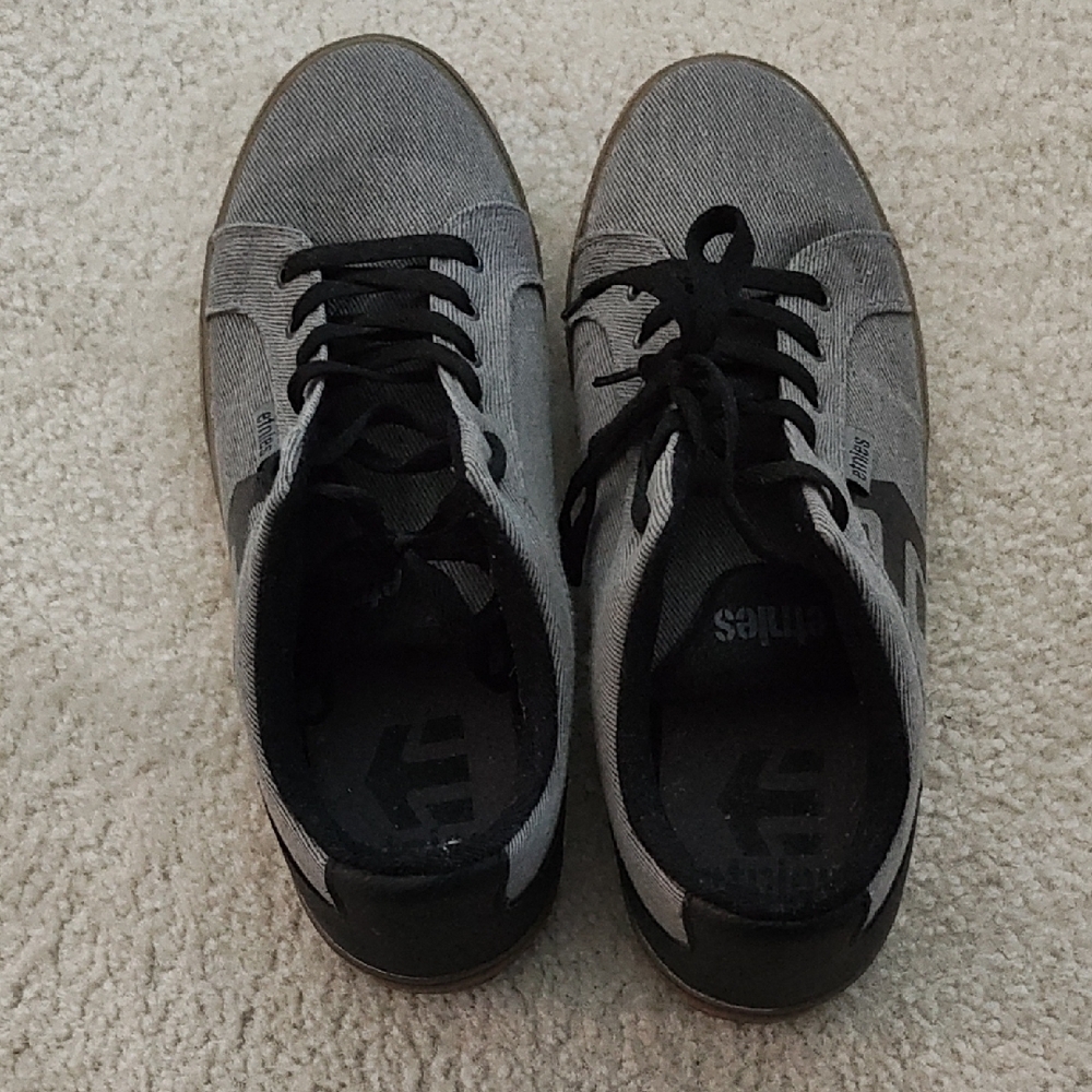 Etnies Men's Black and Gray Sneakers Wore Once